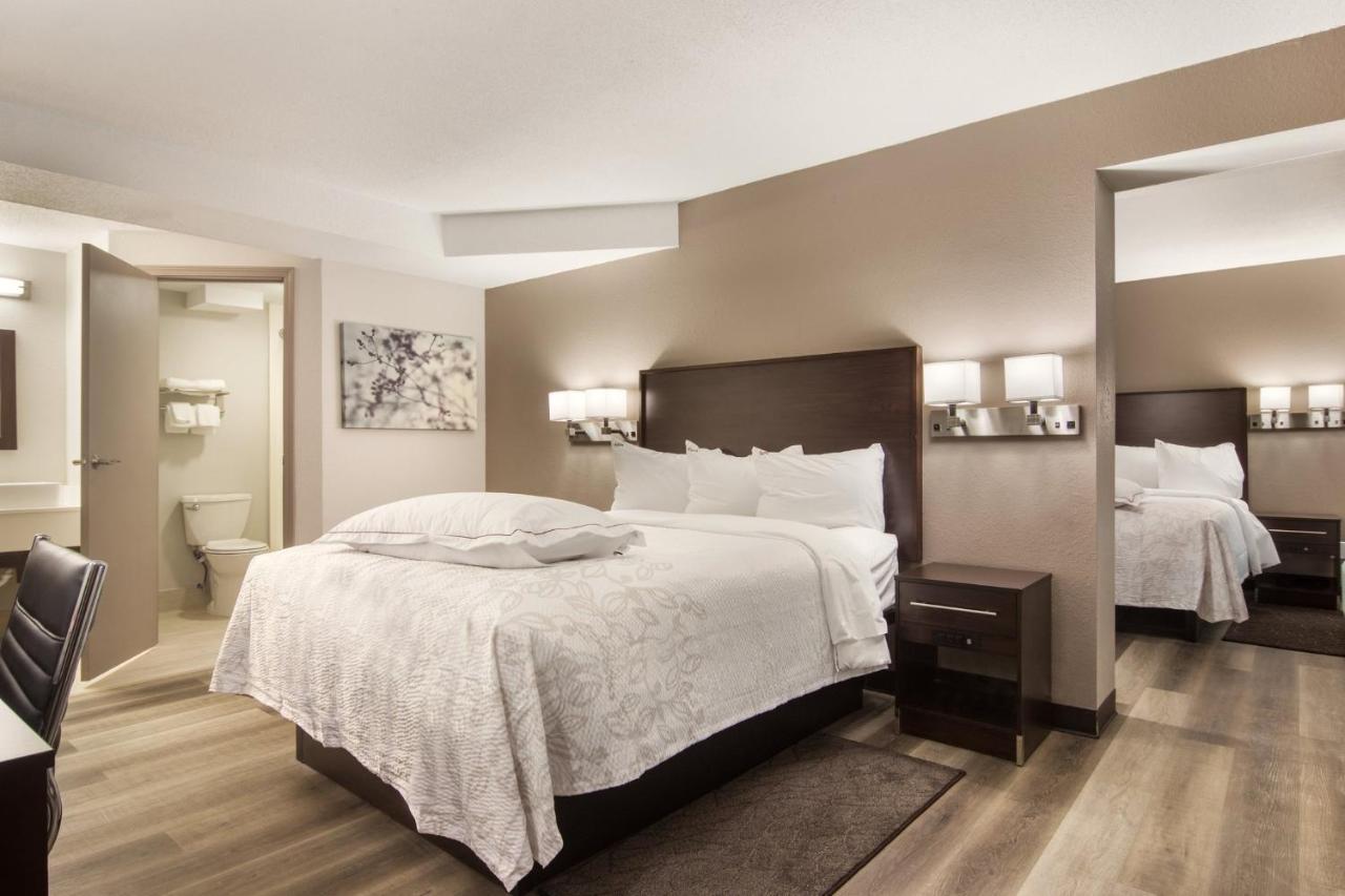 Red Roof Inn Plus & Suites אירי מראה חיצוני תמונה